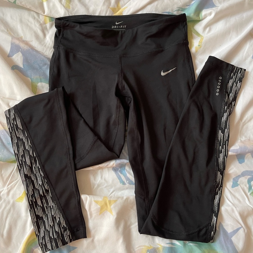 Nike Dri-Fit Leggings - Small